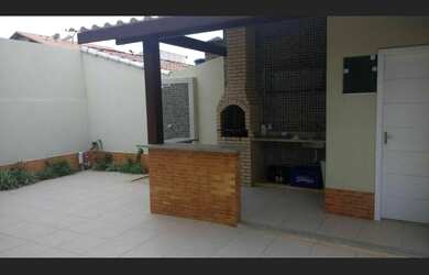 Imagem 1: Alugo Temporada casa em Grussai