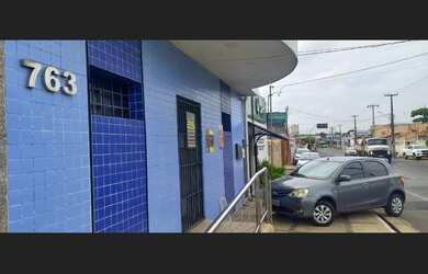 Imagem: A sala comercial possui 10 Dormitórios, 2 Suítes, 2 Banheiros