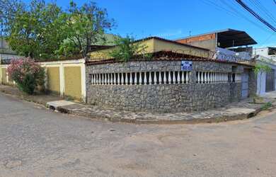 Imagem: O apartamento possui 3 Dormitórios, 1 Suíte, 2 Banheiros