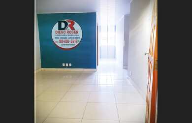 Imagem: A casa possui 2 Dormitórios, 1 Banheiro, Acomodam 4 pessoas