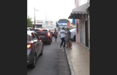 Imagem 3: Alugo Ponto/Loja Comercial Próx da Empório Fribal da Av Rei França...