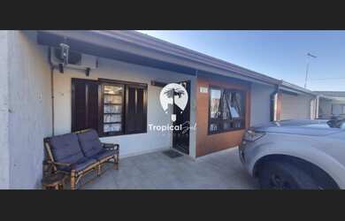 Imagem: A casa em condomínio possui 2 Suítes, 1 Banheiro, 2 Vagas