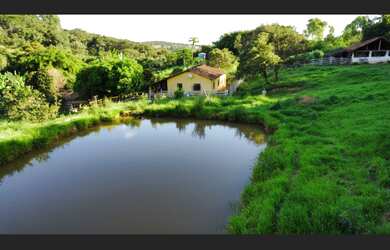 Imagem: A fazenda e está localizado em Carmo do Cajuru, MG à venda