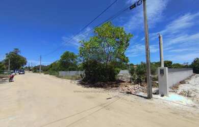 Imagem: O terreno possui 600m² de Área e está localizado em Prado