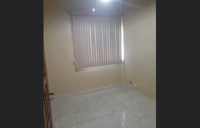 Imagem: A casa possui 3 Dormitórios, 2 Banheiros, Acomodam 5 pessoas