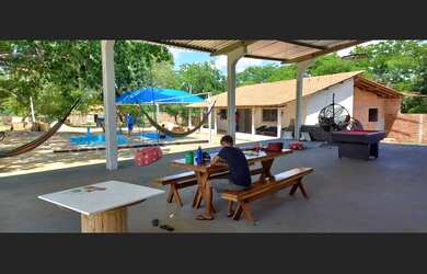 Imagem: A fazenda possui 8 Dormitórios, 4 Suítes, 4 Banheiros, 20