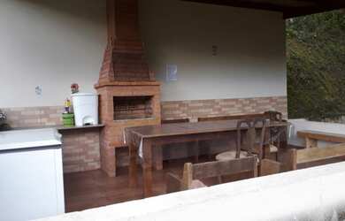 Imagem: O apartamento possui 1 Dormitório, 1 Banheiro, 1 Vaga na garagem