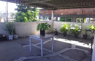 Imagem: A casa em condomínio possui 2 Dormitórios, 1 Suíte, 2 Banheiros