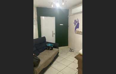 Imagem: A casa possui 1 Dormitório, 1 Banheiro, 100m² de Área, 60m²