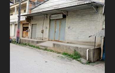 Imagem: O depósito à venda possui 1 Banheiro, 300m² de Área Total