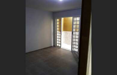 Imagem: O apartamento possui 1 Dormitório e está localizado em Novo