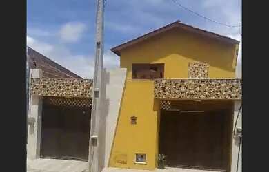 Imagem: O apartamento possui 6 Dormitórios, 2 Suítes, 4 Banheiros