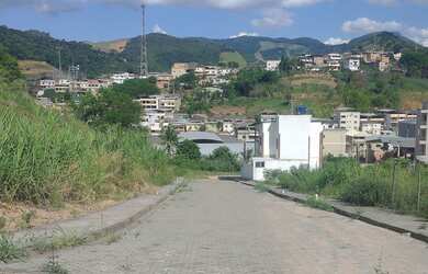 Imagem: O terreno possui 150m² de Área, Imóvel novo e está localizado