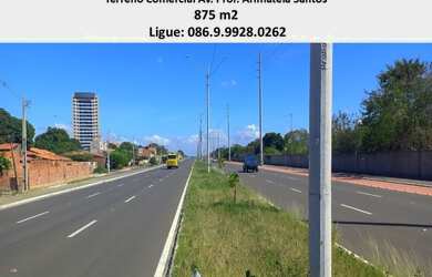 Imagem: O terreno possui 875m² de Área e está localizado em Teresina