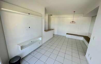 Imagem: O apartamento possui 3 Dormitórios, 1 Suíte, 2 Banheiros