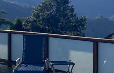 Imagem: A casa possui 4 Dormitórios, 4 Suítes, 5 Banheiros, 2 Vagas