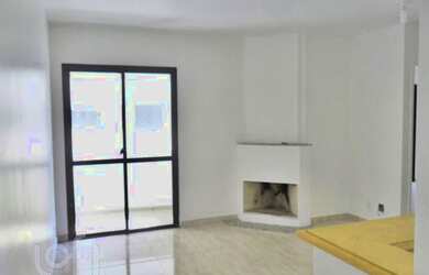 Imagem: O apartamento possui 2 Dormitórios, 1 Suíte, 2 Banheiros