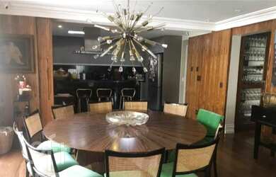 Imagem 2: Apartamento à venda em Morumbi com 220 m², 3 quartos, 2 suítes, 5 vagas