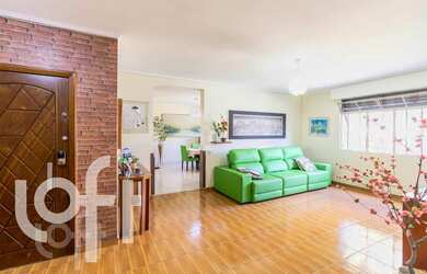 Imagem: O apartamento possui 3 Dormitórios, 2 Banheiros, 167m² de