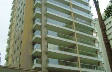 Imagem 2: Apartamento à venda em Pinheiros com 224 m², 4 quartos, 4 suítes, 3...