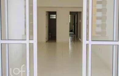 Imagem: O apartamento possui 1 Dormitório, 1 Banheiro, 40m² de Área