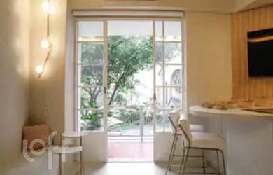 Imagem: O apartamento possui 1 Dormitório, 1 Banheiro e 37m² de Área