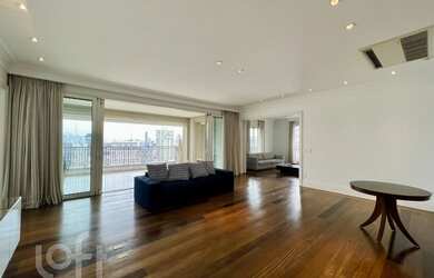 Imagem: O apartamento à venda possui 3 Dormitórios, 3 Suítes, 4 Banheiros