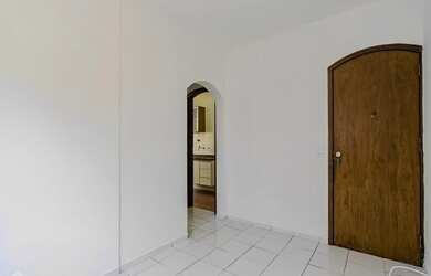 Imagem: O apartamento possui 1 Dormitório, 1 Banheiro, 31m² de Área