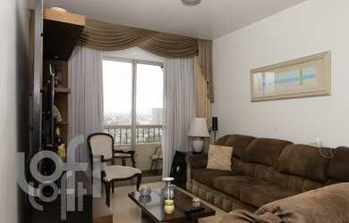 Imagem: O apartamento possui 3 Dormitórios, 1 Suíte, 2 Banheiros