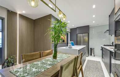 Imagem: O apartamento possui 3 Dormitórios, 1 Suíte, 4 Banheiros