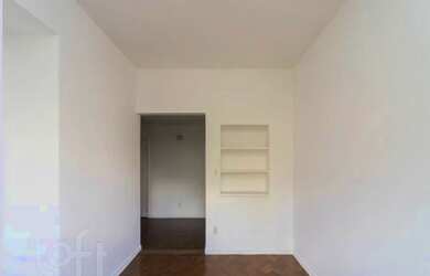 Imagem: O apartamento possui 3 Dormitórios, 2 Banheiros, 98m² de Área