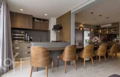 Imagem 5: Apartamento à venda em Bosque da Saúde com 174 m², 3 quartos, 3 suítes, 3 vagas