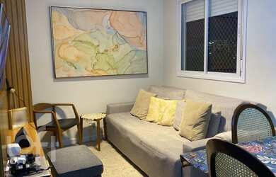 Imagem: O apartamento possui 2 Dormitórios, 1 Suíte, 2 Banheiros