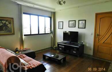 Imagem: O apartamento possui 4 Dormitórios, 2 Suítes, 4 Banheiros