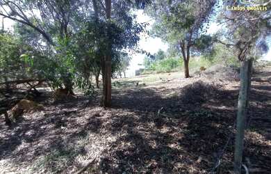 Imagem: O terreno à venda possui 1080m² de Área e está localizado