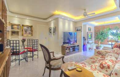 Imagem: O apartamento possui 2 Dormitórios, 1 Suíte, 3 Banheiros