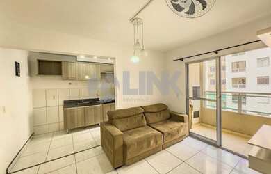 Imagem: O apartamento possui 2 Dormitórios, 1 Suíte, 2 Banheiros