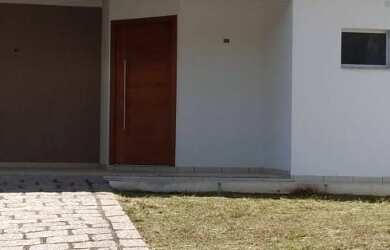 Imagem: A casa em condomínio possui 3 Dormitórios, 3 Suítes, 5 Banheiros