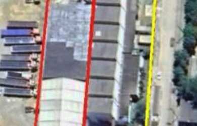 Imagem: O depósito possui 2 Banheiros, 6 Vagas na garagem, 3.000m²