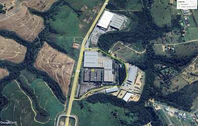 Imagem: O depósito possui 70000m² de Área e está localizado em City