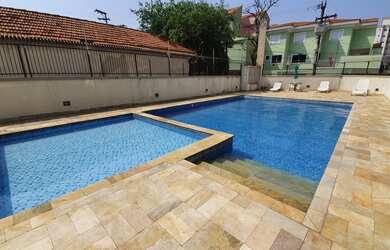 Imagem: O apartamento possui 2 Dormitórios, 1 Suíte, 2 Banheiros