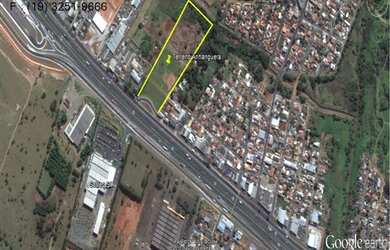 Imagem: O terreno possui 33.000m² de Área Privada e está localizado