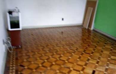 Imagem: O apartamento possui 2 Dormitórios, 1 Suíte, 3 Banheiros