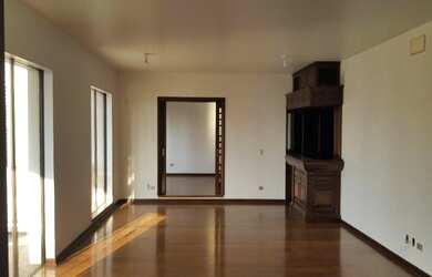 Imagem 2: ALTÍSSIMO PADRÃO COM 373 METROS. ESTUDA PERMUTA!!!!