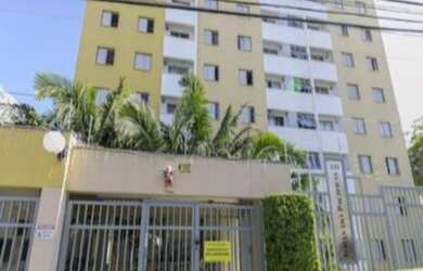 Imagem: O apartamento possui 3 Dormitórios, 1 Banheiro, 1 Vaga na garagem