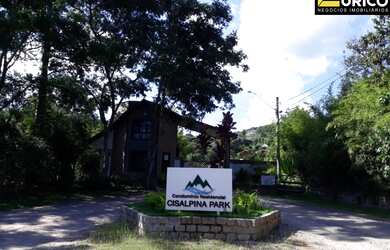 Imagem: O terreno possui 1.873m² de Área Privada e está localizado