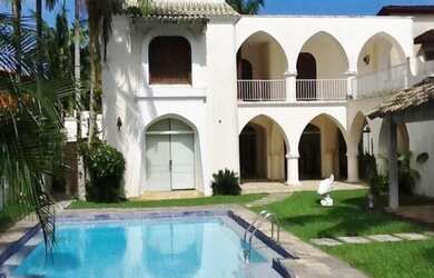 Imagem 1: Casa a venda no Guarujá Condomínio Jardim Acapulco