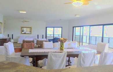 Imagem: O apartamento possui 4 Dormitórios, 4 Suítes, 6 Banheiros