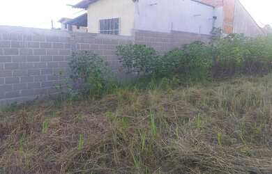 Imagem: O terreno possui 300m² de Área e está localizado em Santa