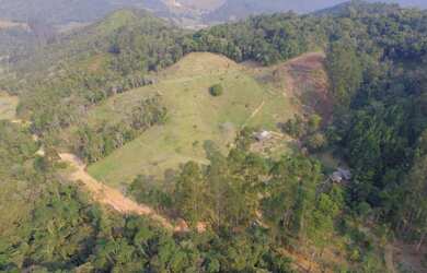 Imagem 5: Sitio porteira fechada. 90.000m² de Área, 2 Banheirose2 Dormitórios